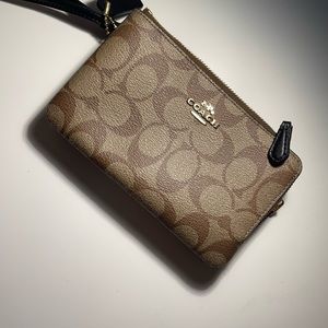 Two tone Coach wristlet